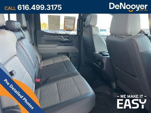 Used 2023 Chevrolet Silverado 1500 ZR2 w/ Technology Package image 25