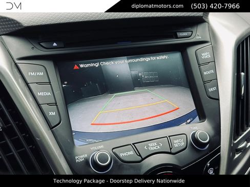 Used 2014 Hyundai Veloster w/ Technology Package 03 FWD image 35