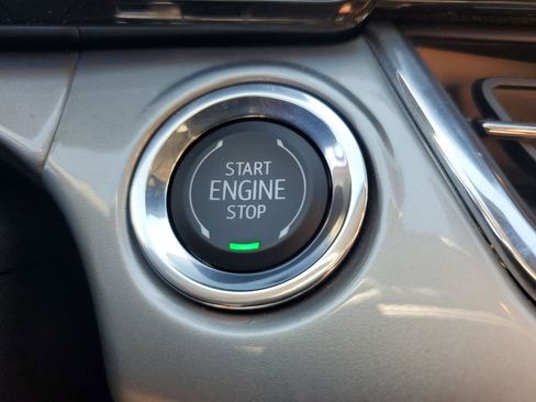 Used 2025 Chevrolet Trax LT image 27