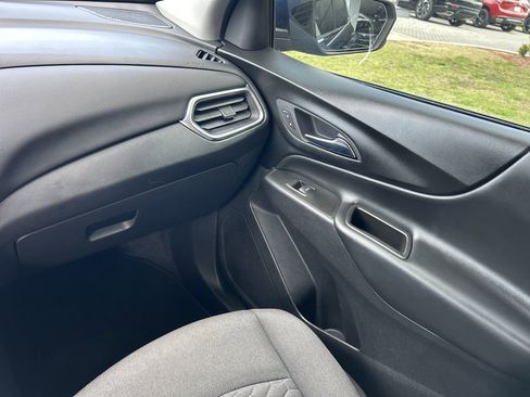 Used 2020 Chevrolet Equinox LT image 17