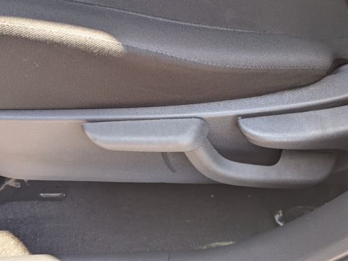 Used 2025 Nissan Kicks Play S FWD image 20