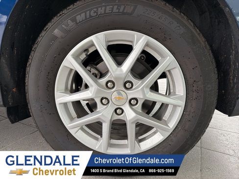 Used 2023 Chevrolet Equinox LS image 21