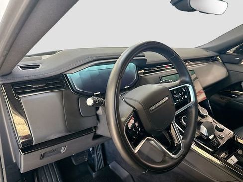 Used 2023 Land Rover Range Rover Sport SE image 10
