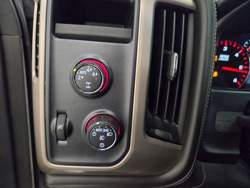 Used 2015 GMC Sierra 1500 Denali AWD/4WD image 11