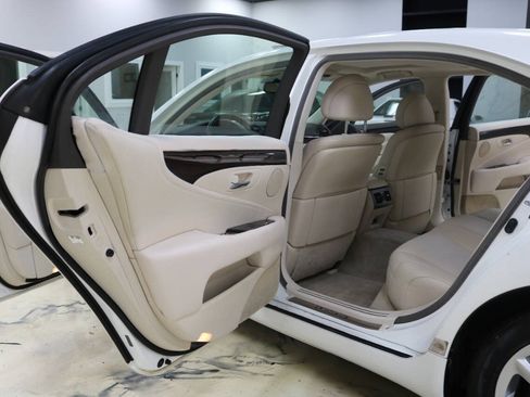 Used 2008 Lexus LS 460 L RWD image 77