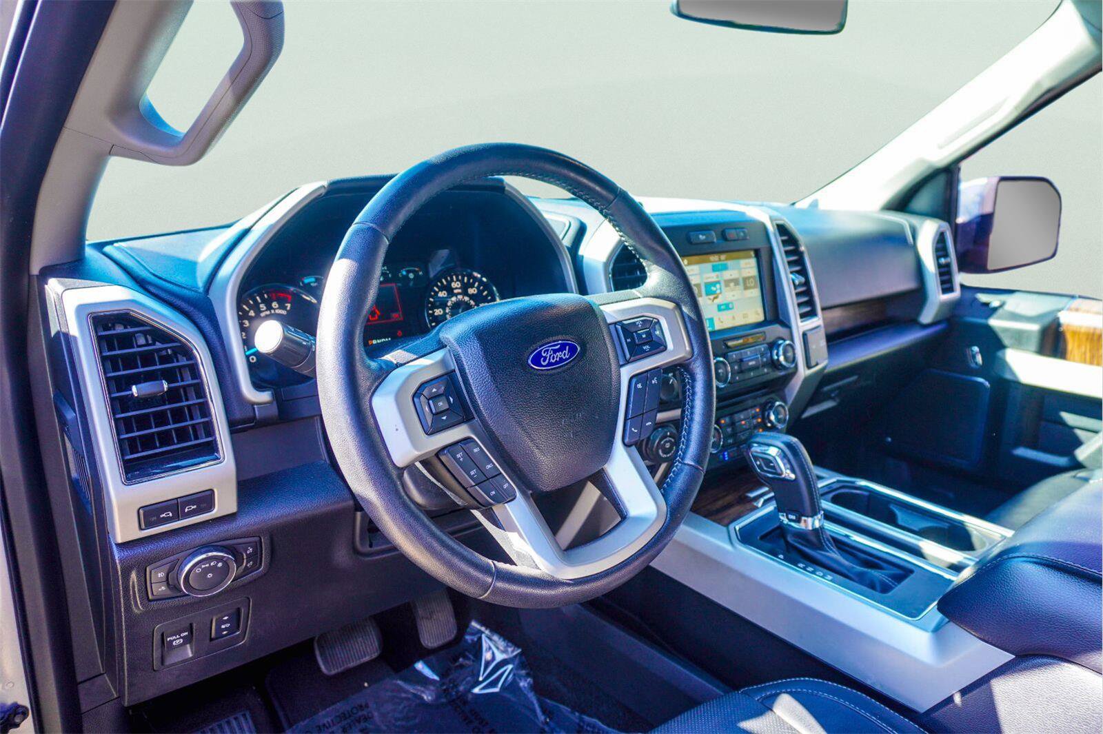 Used 2018 Ford F150 Lariat RWD image 26