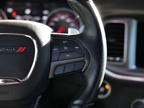 Used 2019 Dodge Charger R/T image 38