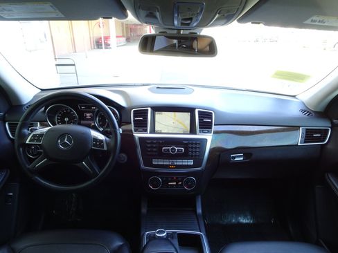 Used 2014 Mercedes-Benz ML 350 4MATIC 4dr ML 350 image 15