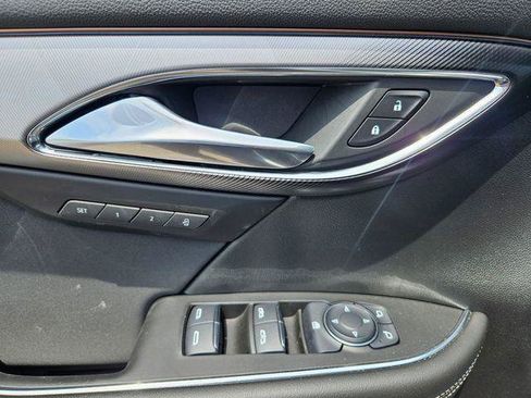 Used 2025 Buick Envision Sport Touring AWD/4WD image 12