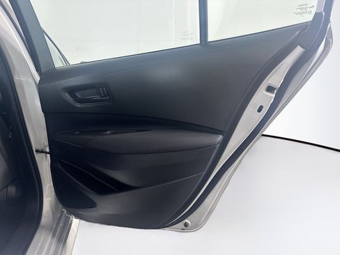 Used 2022 Toyota Corolla LE FWD image 28