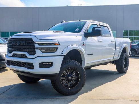 New 2026 RAM 2500 Laramie AWD/4WD image 1