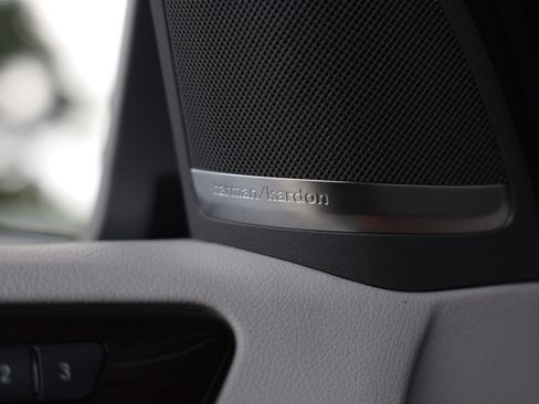 Used 2015 Mercedes-Benz GL 450 4MATIC image 52