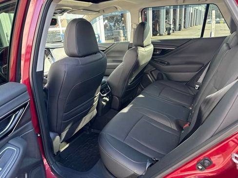 Used 2025 Subaru Outback Limited w/ Popular Package #2 AWD/4WD image 15