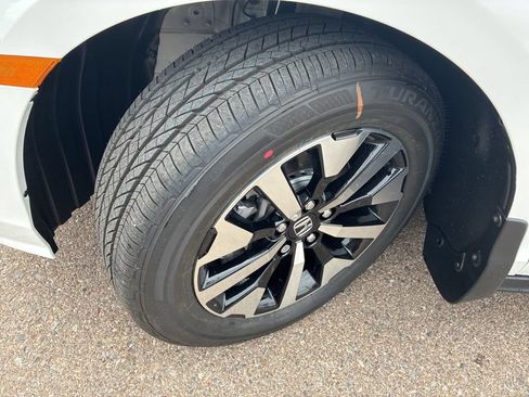 New 2026 Honda Odyssey EX-L image 9