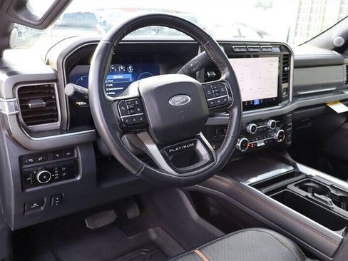 Used 2024 Ford F350 Platinum w/ FX4 Off-Road Package AWD/4WD image 17
