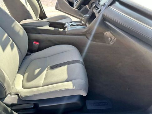 Used 2019 Honda Civic LX image 14