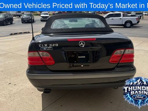 Used 1999 Mercedes-Benz CLK 320 Cabriolet image 6