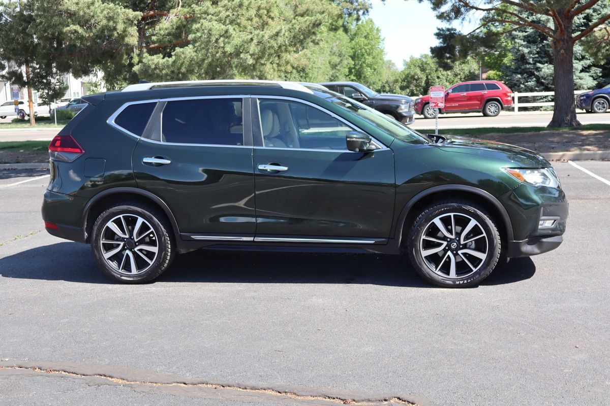 Used 2019 Nissan Rogue SL w/ Premium Package AWD/4WD image 3