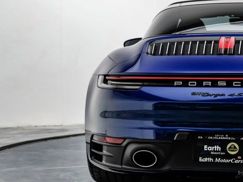 Used 2024 Porsche 911 Targa 4S image 17