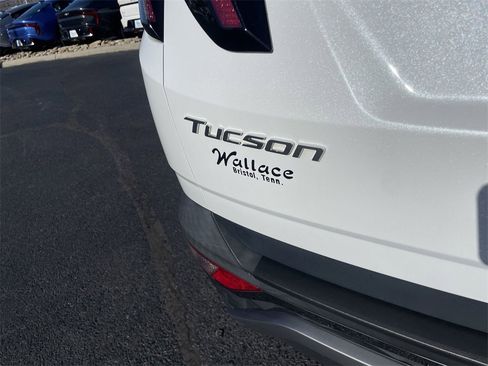 Used 2022 Hyundai Tucson Limited image 7