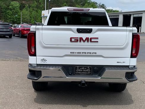Used 2024 GMC Sierra 1500 SLT AWD/4WD image 3
