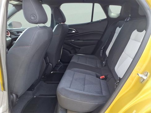 Used 2024 Chevrolet Trax RS w/ Driver Confidence Package image 18