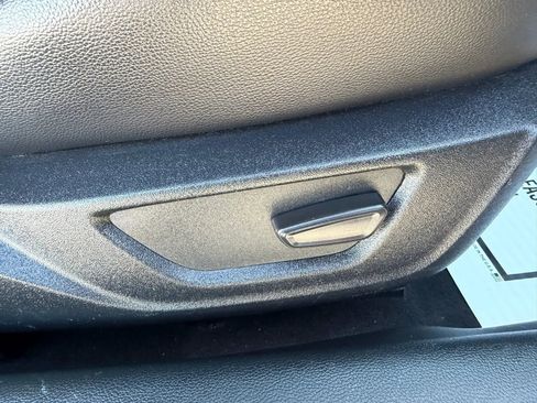 Used 2022 Ford Mustang Premium image 14