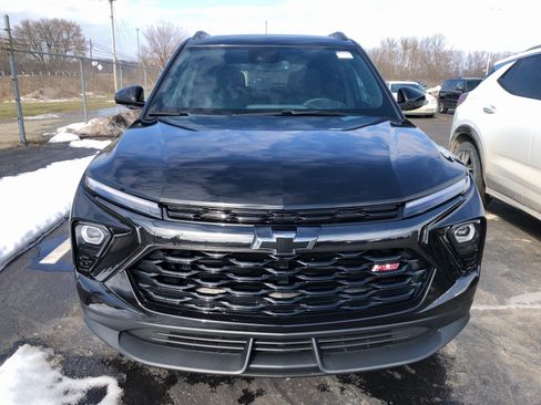 Certified 2025 Chevrolet TrailBlazer RS w/ Convenience Package image 2