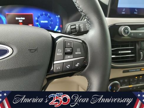 Used 2022 Ford Escape SEL w/ Technology Package FWD image 27