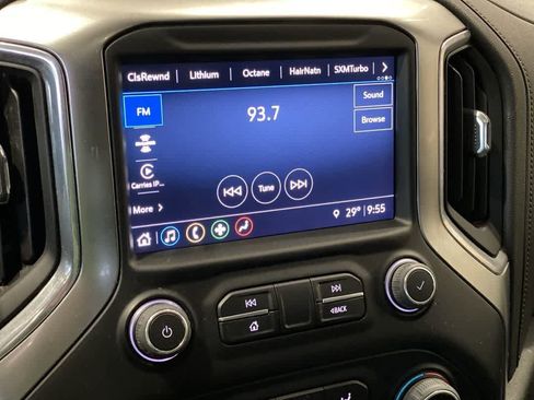 Used 2022 Chevrolet Silverado 1500 LT Trail Boss w/ Convenience Package II image 19