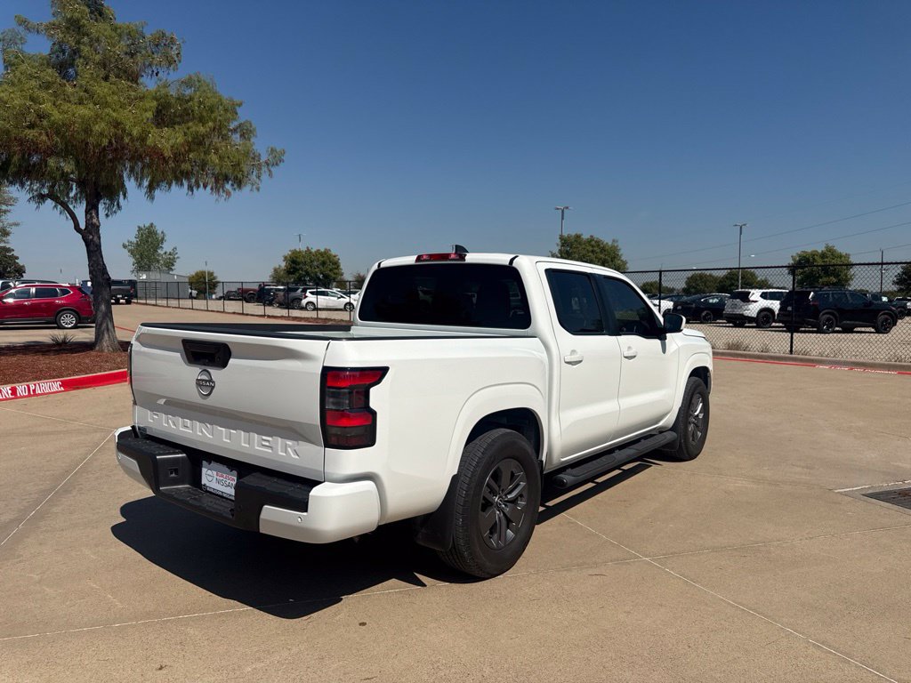 Used 2025 Nissan Frontier SV RWD image 5