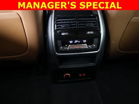 Used 2026 BMW X7 M60i AWD/4WD image 38
