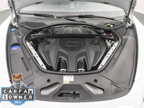 Used 2022 Porsche Panamera Platinum Edition image 30