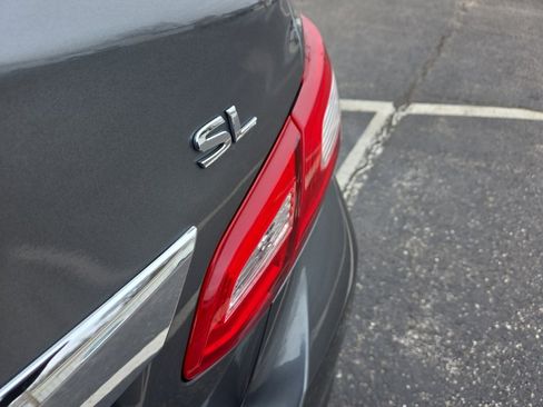 Used 2016 Nissan Altima 2.5 SL w/ 2.5 Technology Package image 10