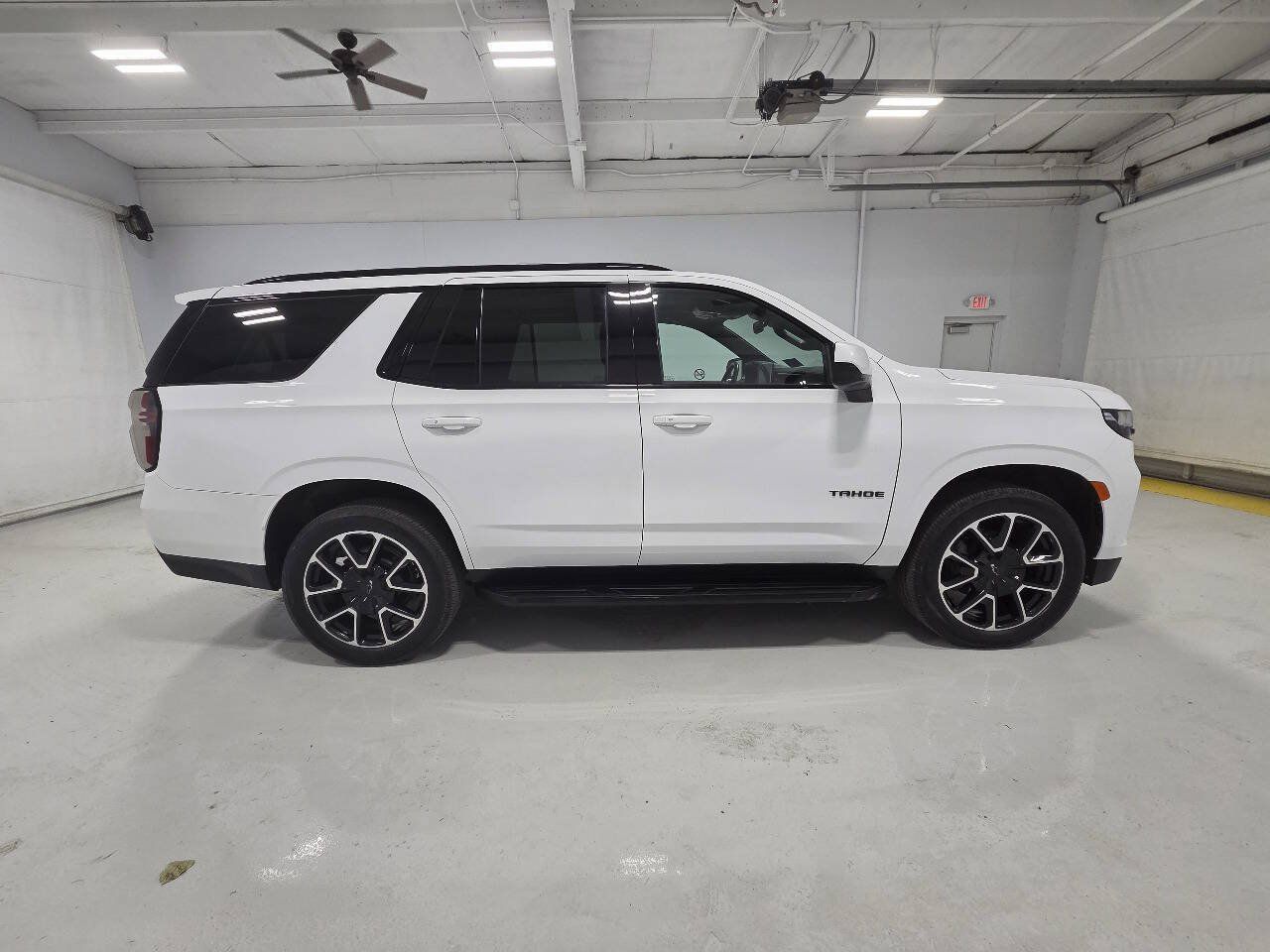 Used 2023 Chevrolet Tahoe RST w/ Max Trailering Package AWD/4WD image 11