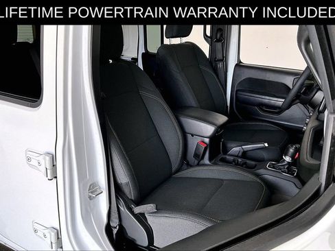 Used 2024 Jeep Wrangler Unlimited Sport AWD/4WD image 9