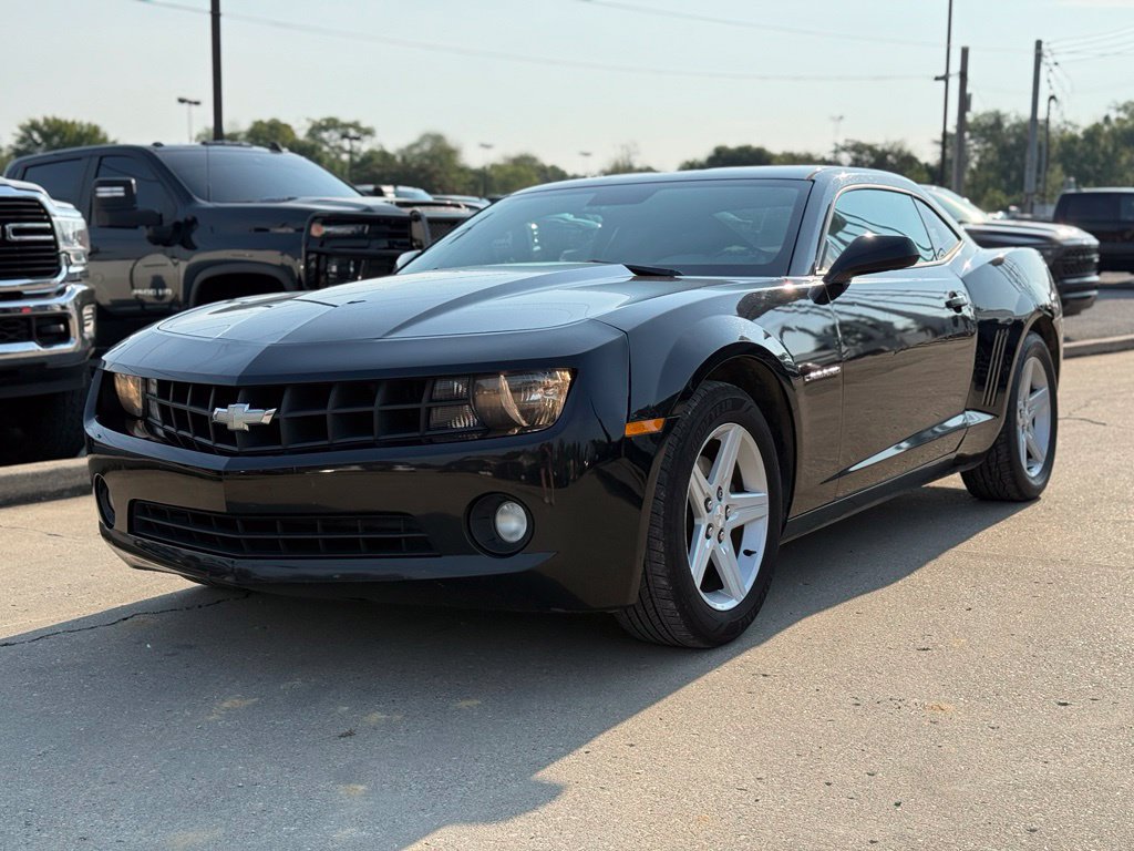 Used 2010 Chevrolet Camaro LT RWD image 26