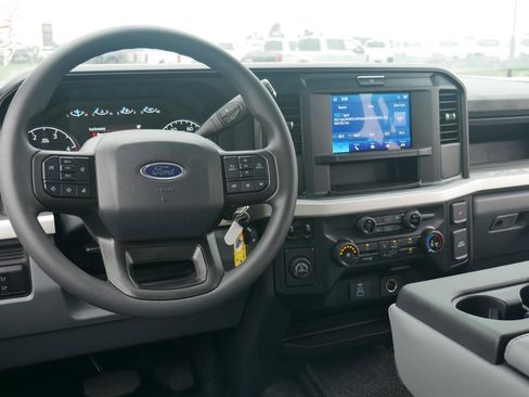 New 2025 Ford F250 XL w/ XL Chrome Package image 23