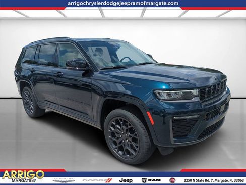 New 2026 Jeep Grand Cherokee L Summit w/ Obsidian Package AWD/4WD image 1