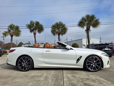 Used 2022 BMW 840i Convertible image 23