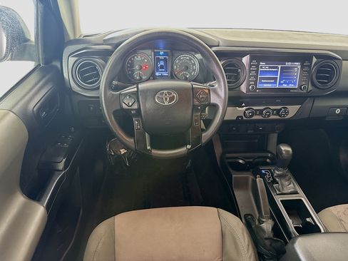 Used 2022 Toyota Tacoma SR RWD image 17