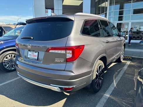 Used 2022 Honda Pilot Touring image 5