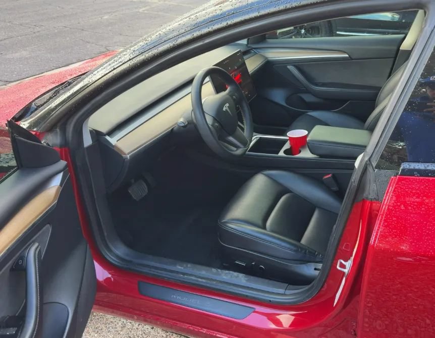 Used 2023 Tesla Model 3 Standard Range RWD image 5