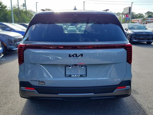 New 2026 Kia Carnival SX Prestige FWD image 5