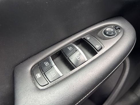 Used 2019 INFINITI QX50 Essential w/ Premium Heat Package image 37