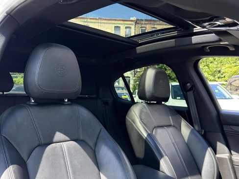 Used 2022 Alfa Romeo Stelvio Ti image 25