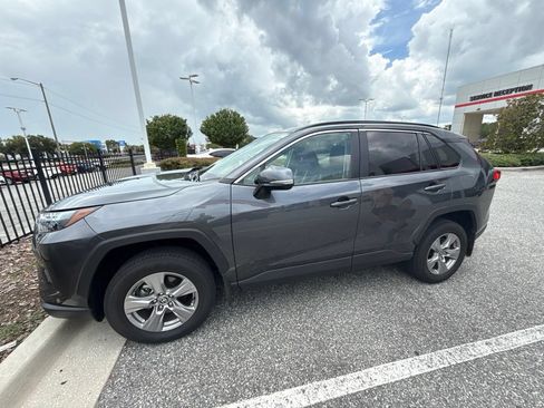 Used 2025 Toyota RAV4 XLE w/ Convenience Package FWD image 2
