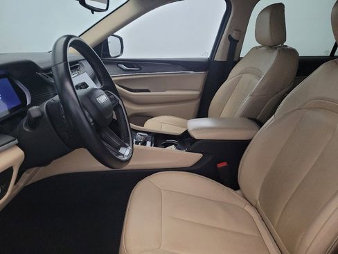 Used 2022 Jeep Grand Cherokee L Limited image 17