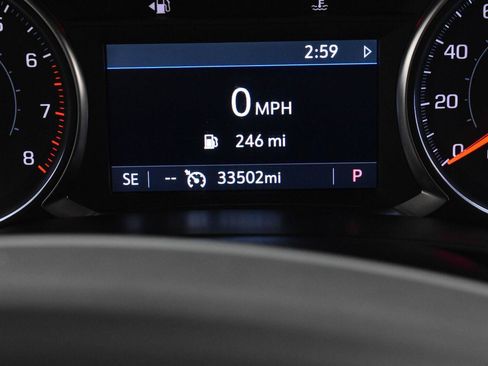Used 2025 Chevrolet Blazer LT FWD image 31