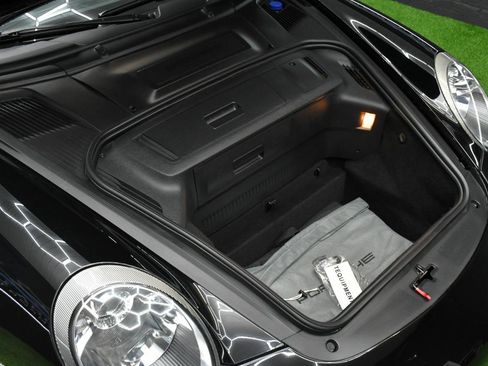 Used 2006 Porsche 911 Carrera S image 9